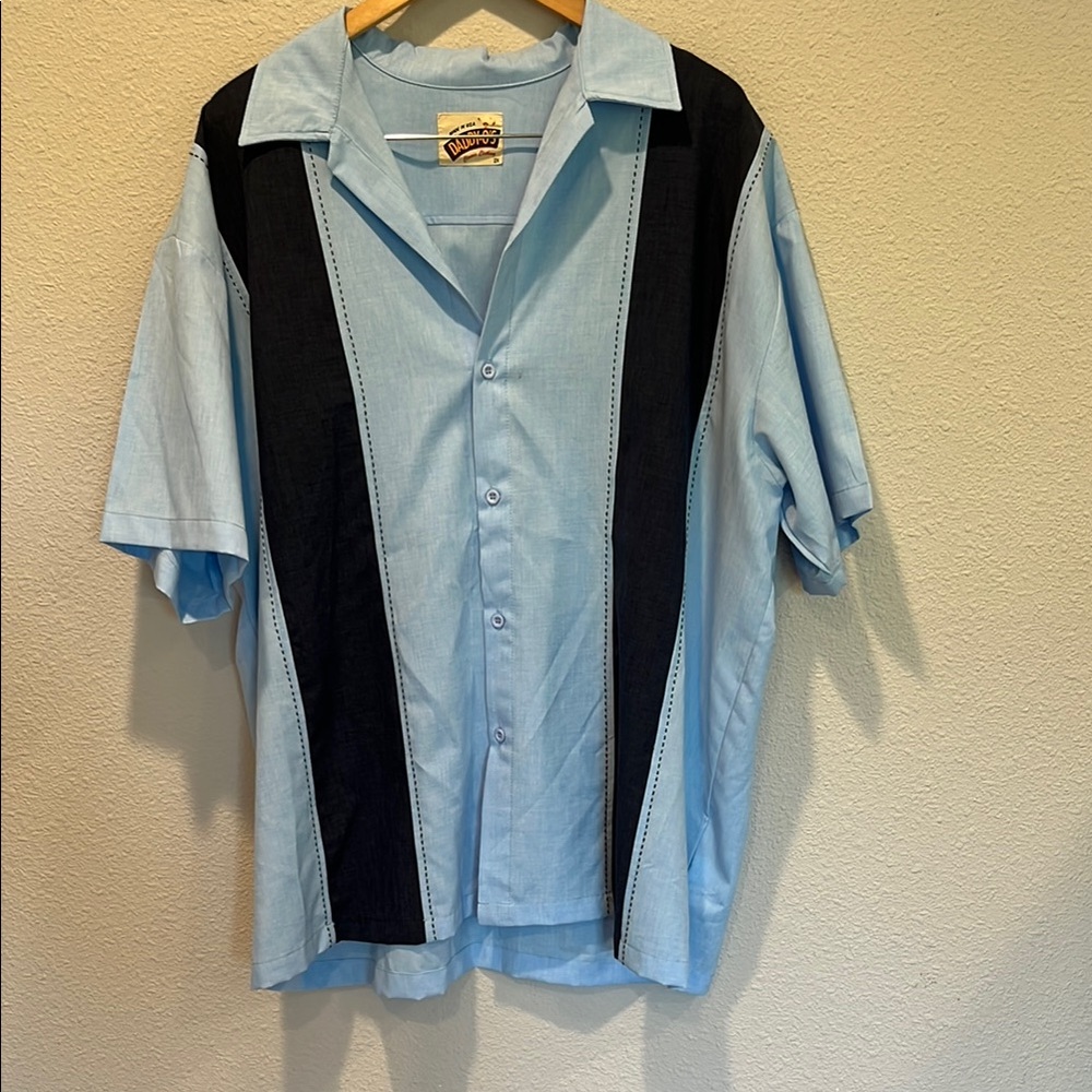 Vintage Havana Blue and Black Casual Button Down Shirt